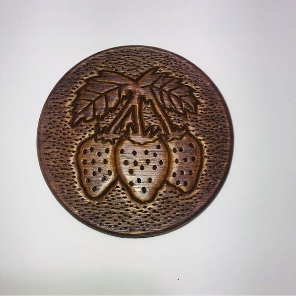 Vintage Wooden Carved Coasters Fruit Designs - Set of 4 - Picture 3 of 7